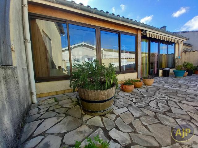 Maison vente à Leyssac, Saint-estèphe