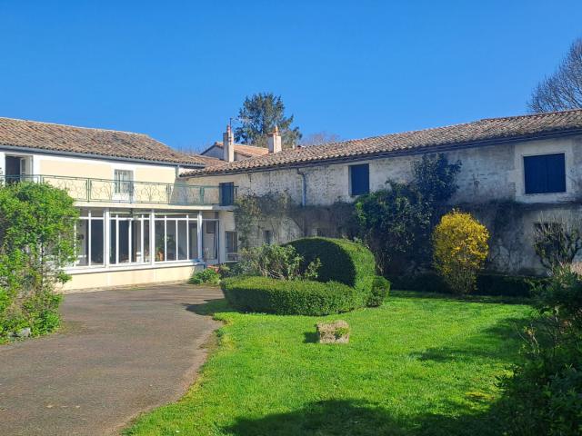 Maison vente à Niort, Germond-rouvre