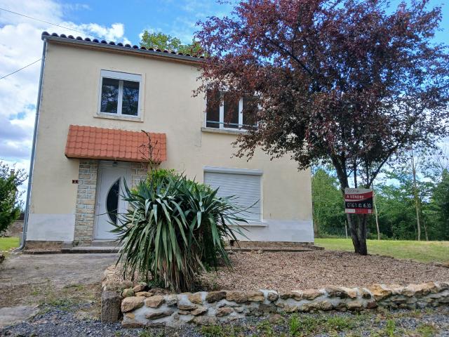 Maison vente à Confolens, Tessonnière