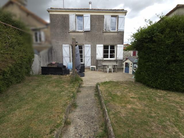 Maison vente à Fontenay-le-Comte, Menomblet