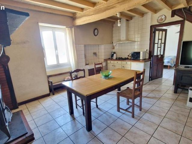 Maison vente à Oloron-Sainte-Marie, Estialescq