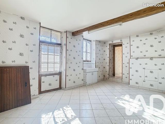Maison vente à Épernay, Pleurs
