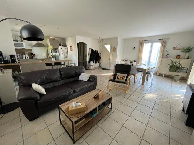 Maison vente à Saintes, Semussac