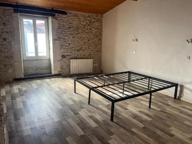 Maison location à Saintes, Chenac-saint-seurin-d'uzet