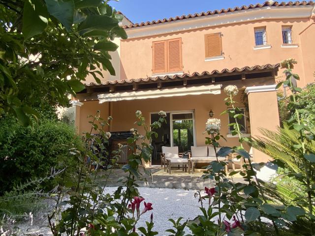 Maison vente à Arrondissement de Draguignan, Sainte-maxime