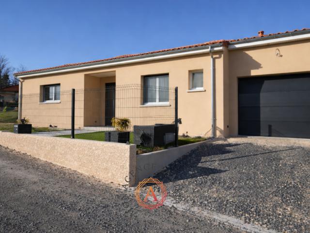Maison vente à Riom, Pessat-villeneuve