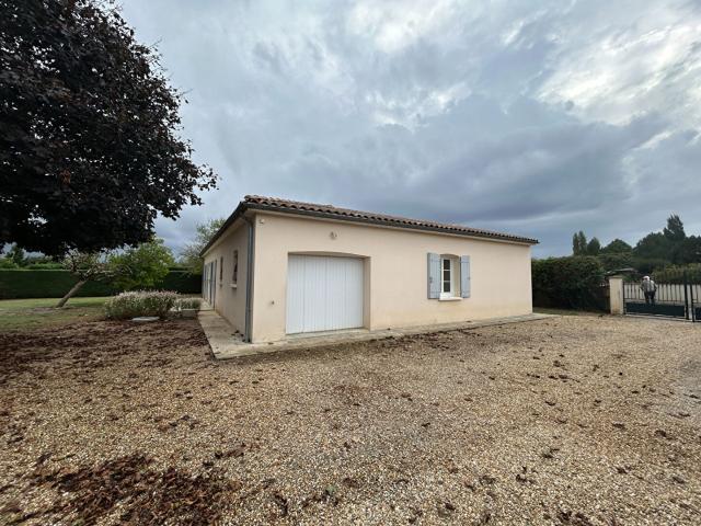 Maison location à Le Creux Jaune, Plassac