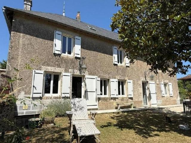 Maison vente à Confolens, Ruffec