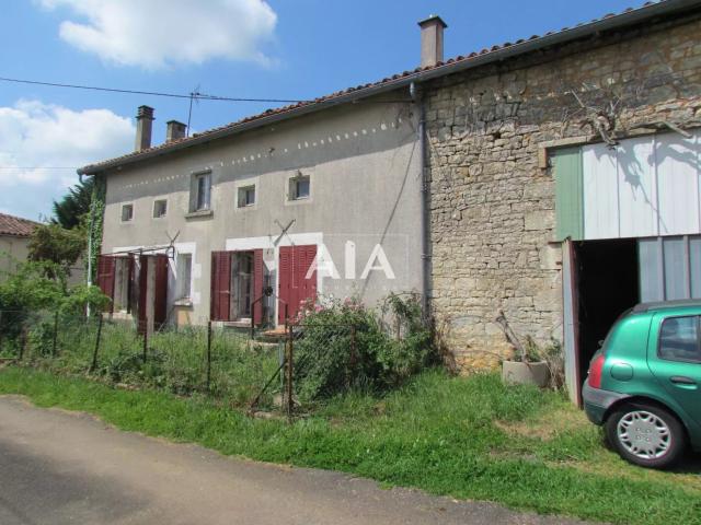 Maison vente à Confolens, Nanteuil-en-vallée
