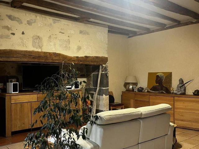 Maison location à Chante-Grenouille, Naucelles