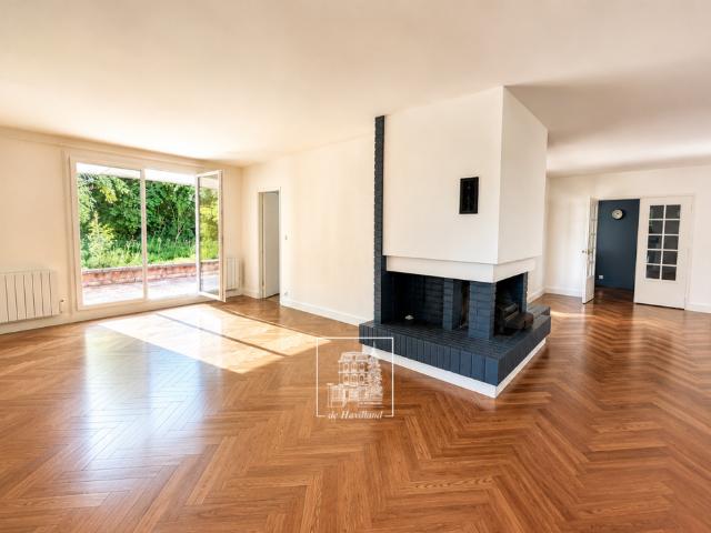 Maison location à Saint-Germain-en-Laye, L'etang-la-ville