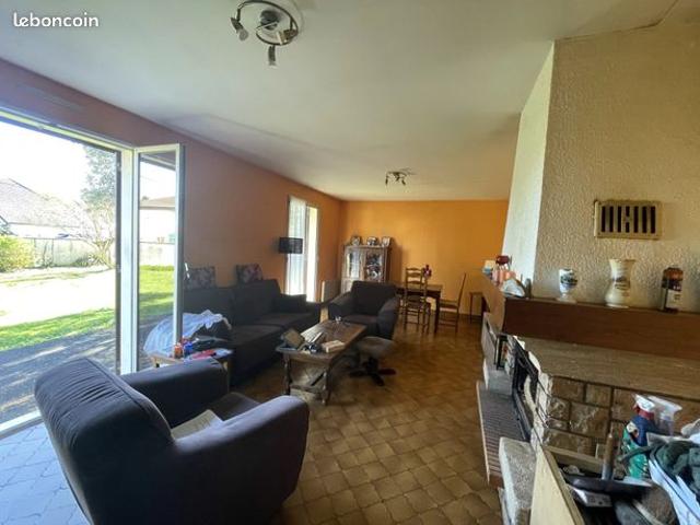 Maison vente à Pau, Lagos