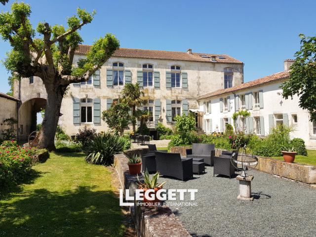Maison vente à Saint-Jean-d'Angély, Asnières-la-giraud