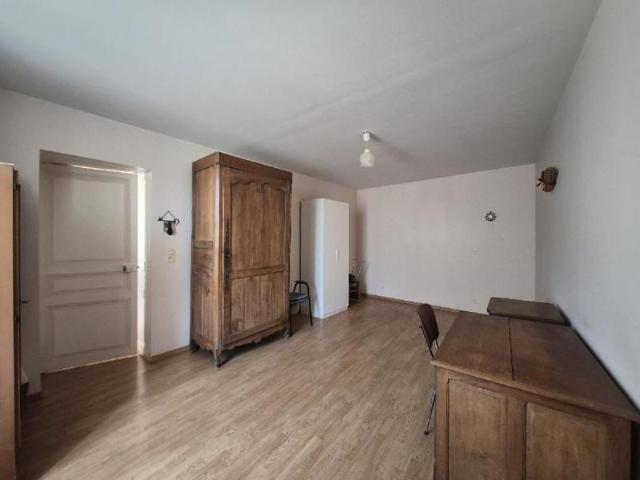 Maison vente à Saint-Jean-d'Angély, Loiré-sur-nie