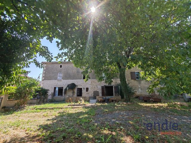 Maison vente à Montmorillon, La Ferrière-airoux