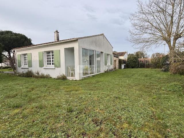 Maison vente à La Rochelle, Loix