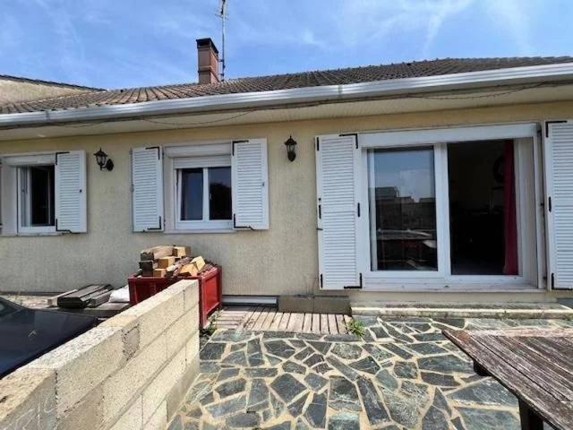 Maison vente à Dreux, Bû
