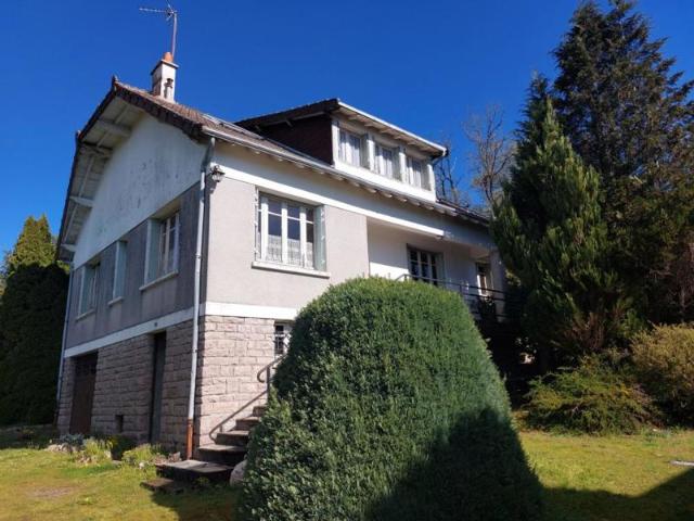 Maison vente à Aubusson, Toulx-sainte-croix