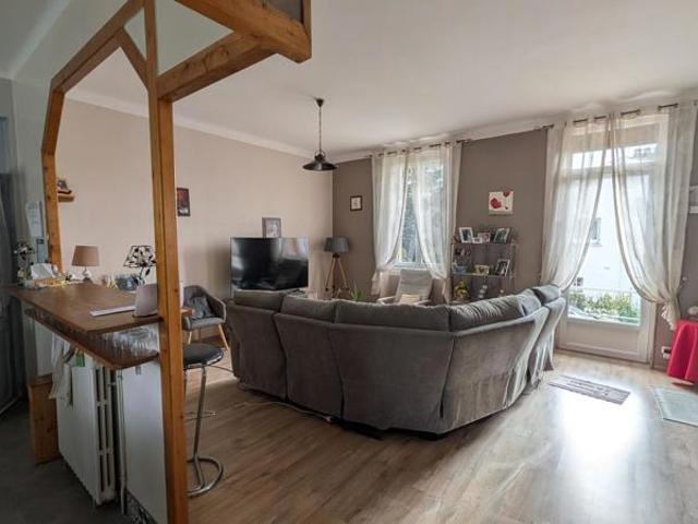 Maison vente à Angoulême, La Couronne