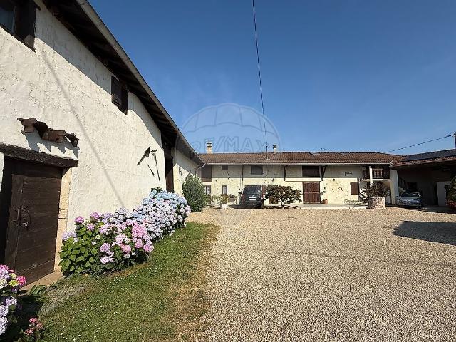 Maison vente à Bourg-en-Bresse, Baneins
