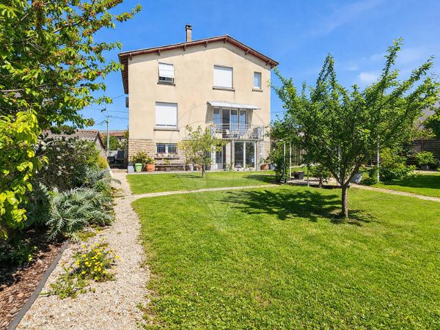 Maison vente à Saint-Jean-d'Angély, Saint-jean-d'angély
