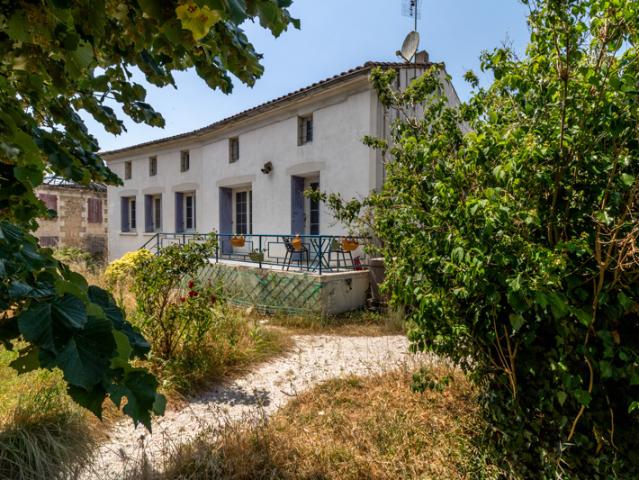 Maison vente à Saint-Jean-d'Angély, Les Nouillers