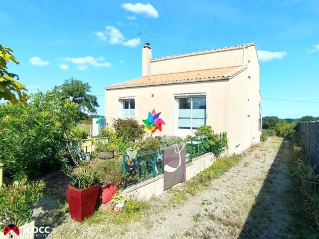 Maison vente à Fontenay-le-Comte, Rosnay
