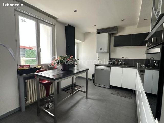Maison vente à Évry, Echarcon