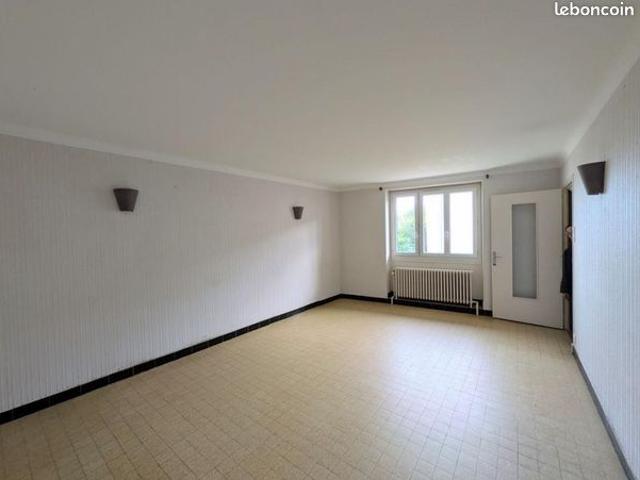 Maison vente à Montbrison, Ecotay-l'olme