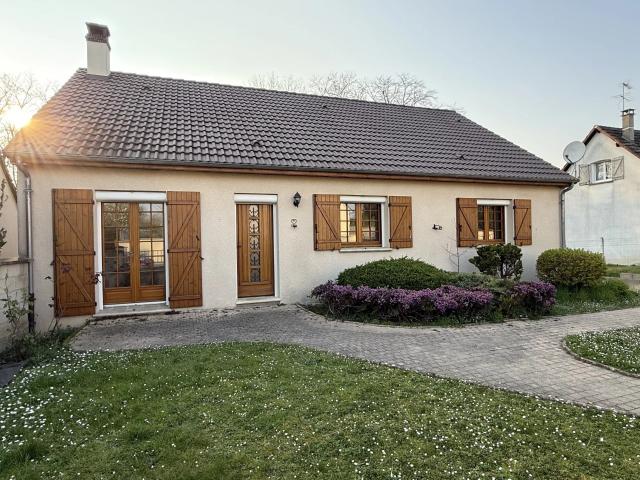 Maison vente à Sens, Soucy