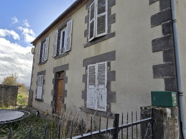 Maison vente à Riom, Saint-rémy-de-blot
