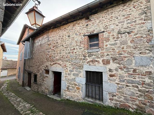 Maison vente à Roanne, Saint-haon-le-châtel