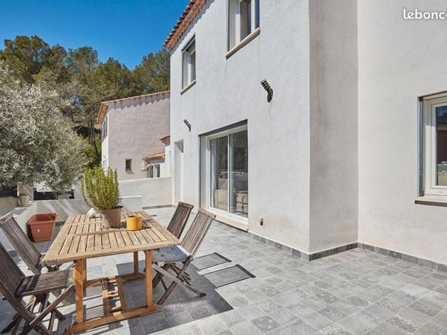 Maison vente à Aix-en-Provence, Rousset