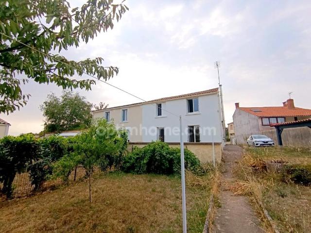 Maison vente à Fontenay-le-Comte, Sainte-hermine