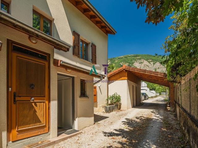Maison vente à Bouqueron, Corenc