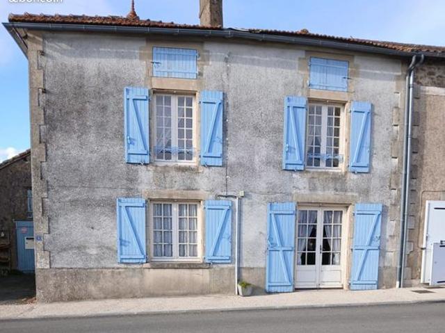 Maison vente à Montmorillon, Nérignac