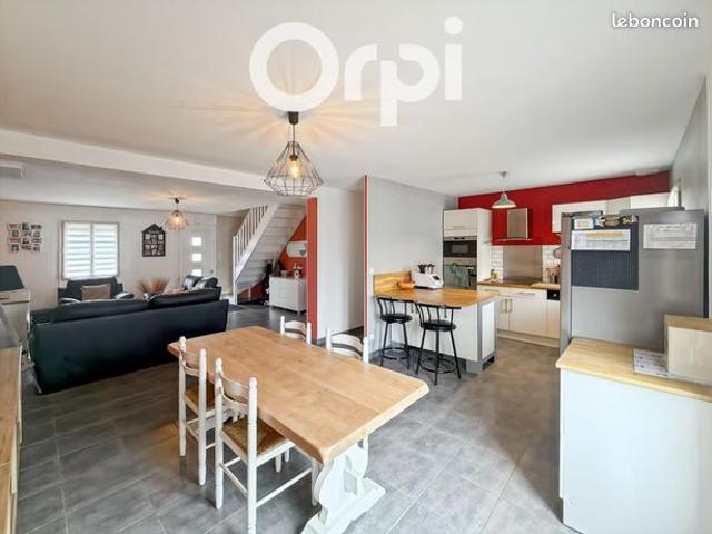 Maison vente à Compiègne, Francières