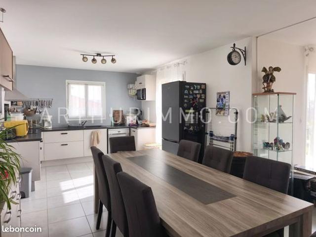Maison vente à Tournon-sur-Rhône, Peaugres