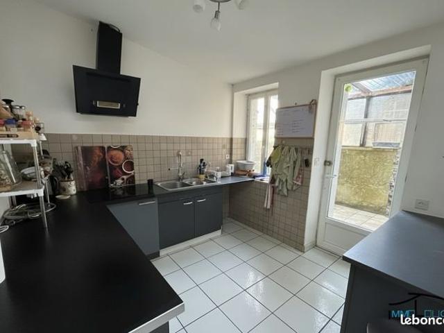 Maison vente à Villefranche-de-Rouergue, Lanuéjouls