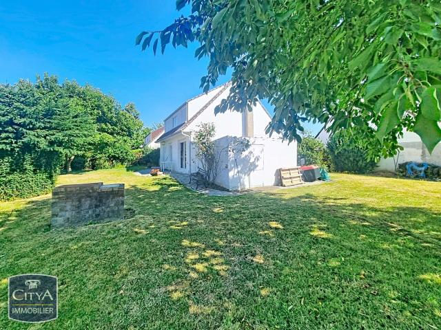 Maison vente à Partie du Village, Attiches