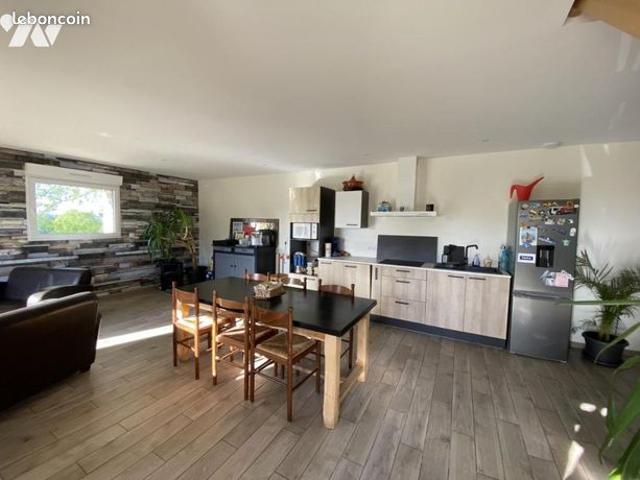 Maison vente à Mayenne, La Baconnière