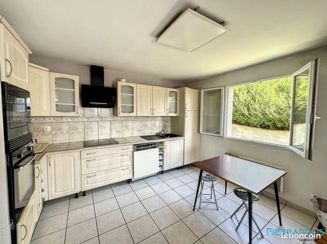 Maison vente à Villefranche-sur-Saône, Rhône
