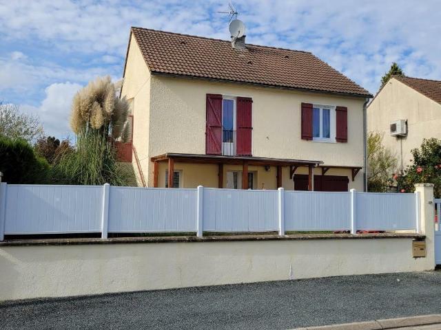 Maison vente à Aubusson, Boussac