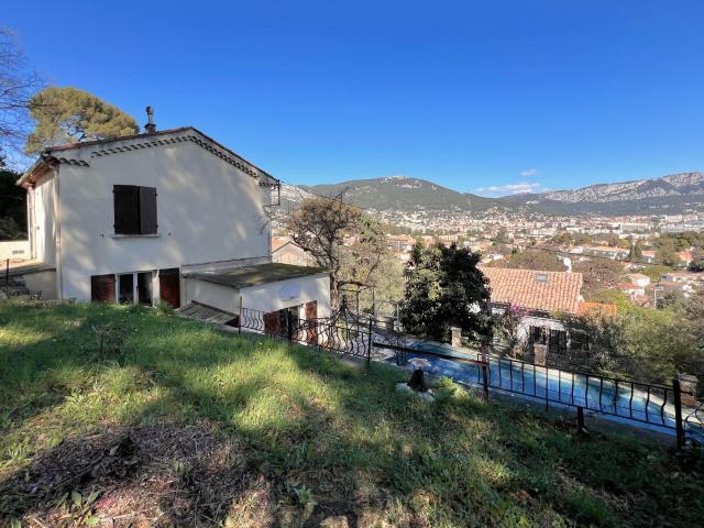 Maison vente à Arrondissement de Toulon, Toulon