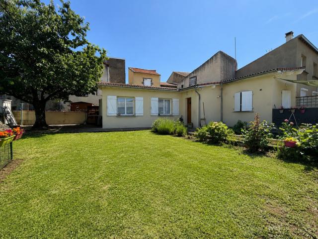 Maison vente à Riom, Volvic