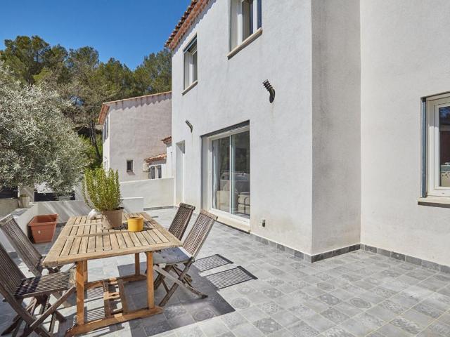 Maison vente à Aix-en-Provence, Rousset