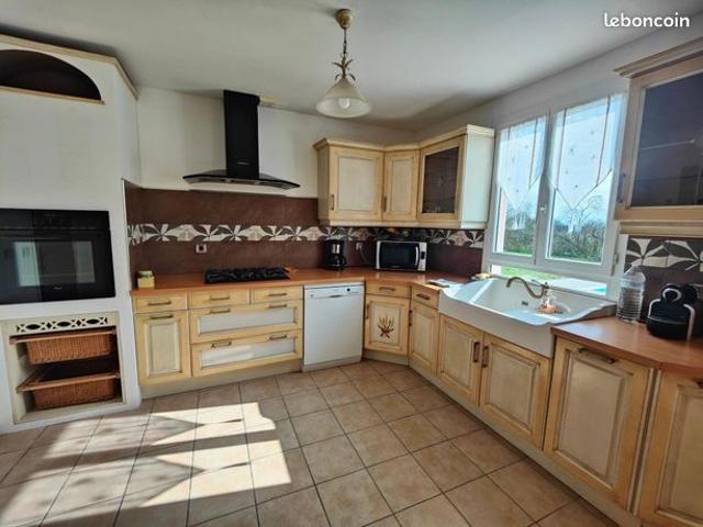 Maison vente à Villefranche-de-Rouergue, Monteils