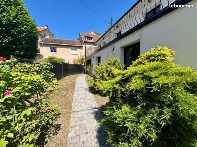 Maison vente à Versailles, Bougival