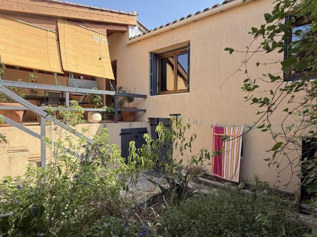Maison vente à Narbonne, Escales