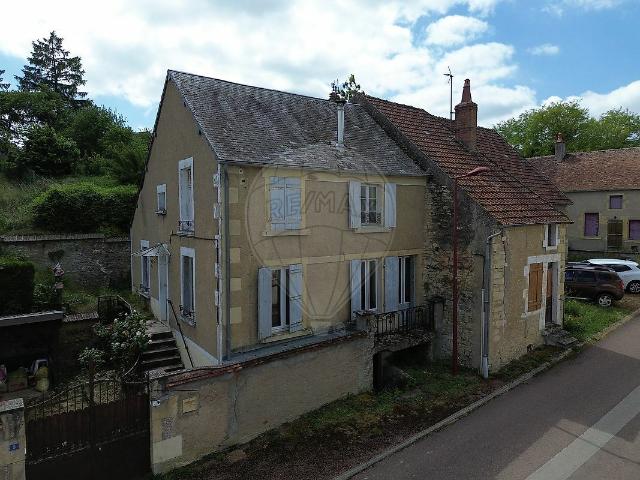Maison vente à Clamecy, Asnan